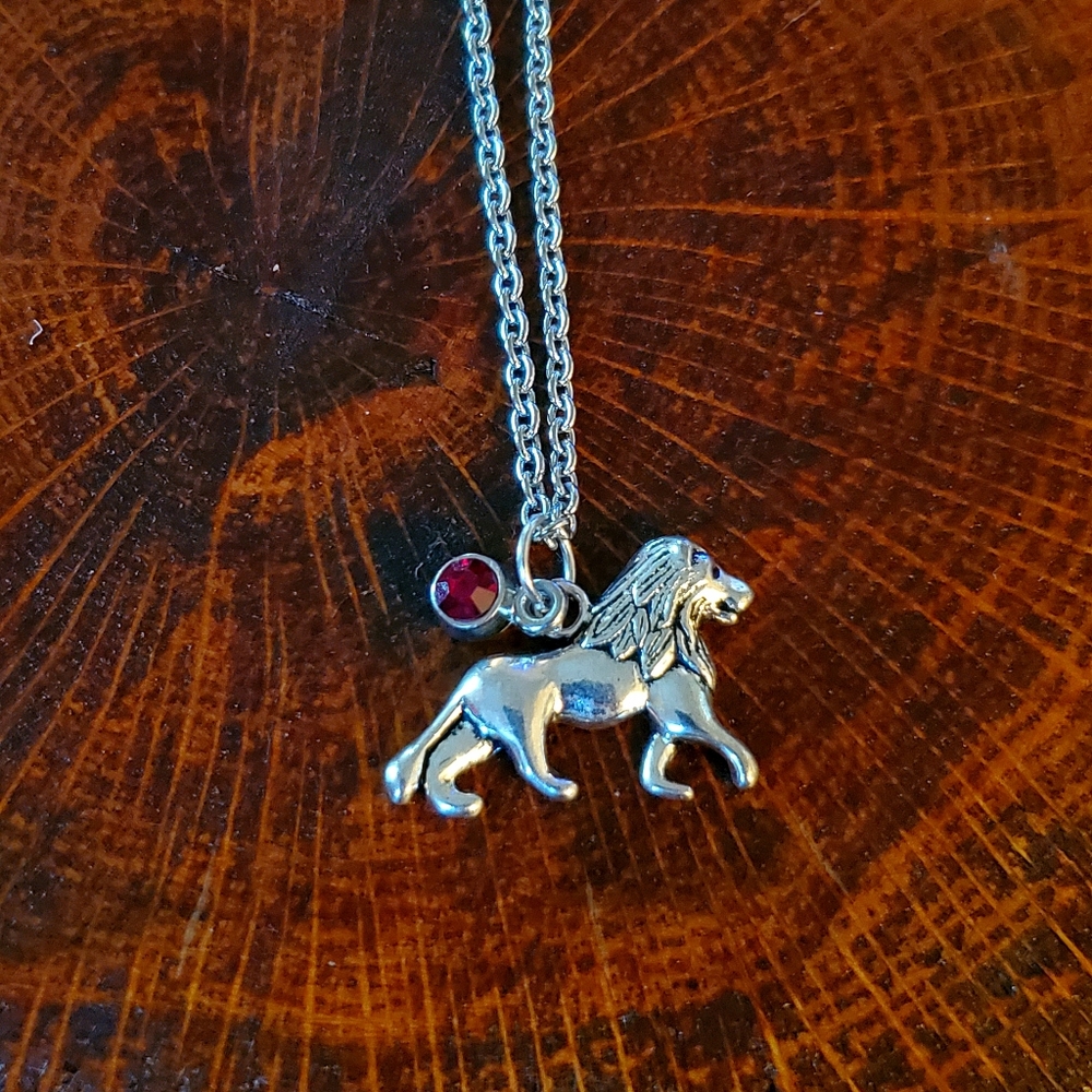 Gryffindor Necklace. New Harry Potter Necklace.